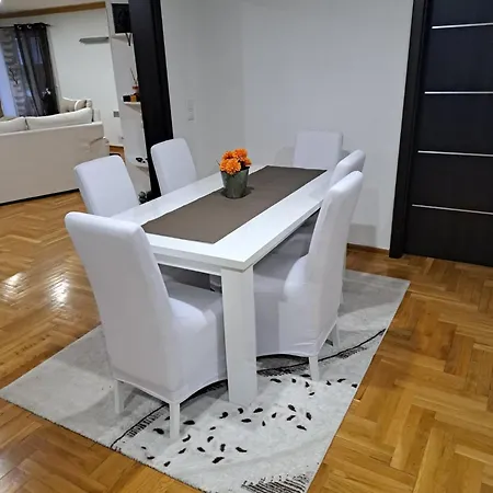 Rakovica 5*